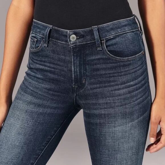 Abercrombie & Fitch Mid Rise Super Skinny Ankle Jean - Picture 1 of 7